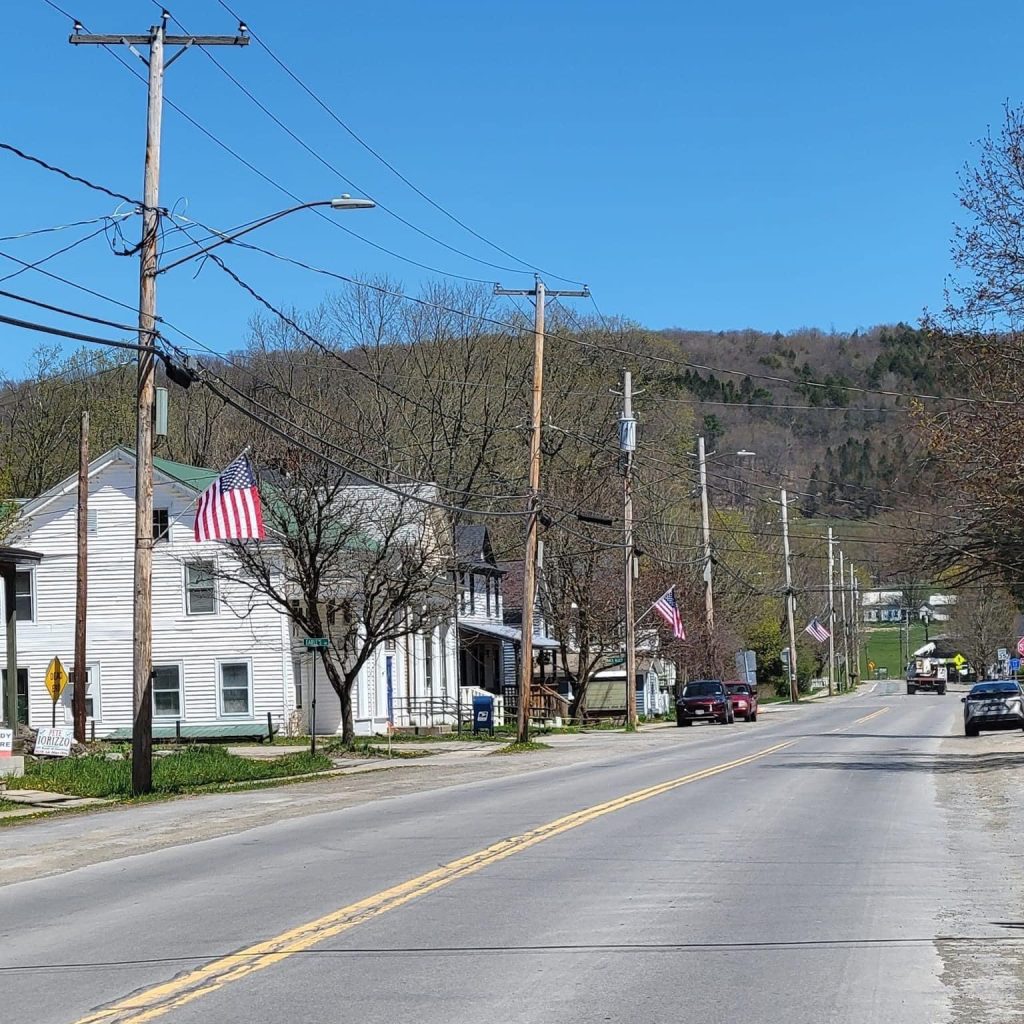 Town Main Street Flags – Town of Hartwick, New York